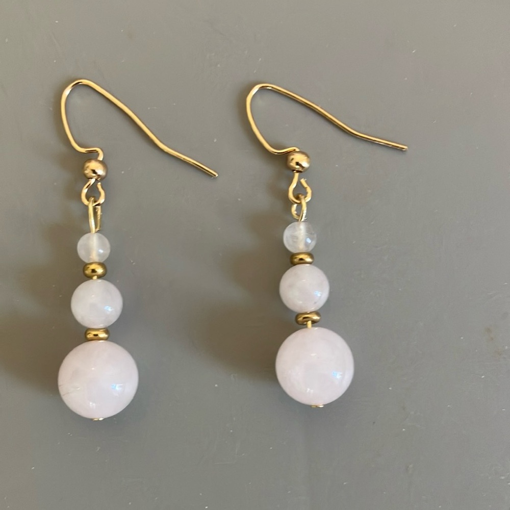 Rose quartz beads with gold accents earrings.